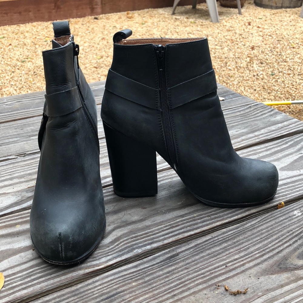 Nasty Gal x Jeffry Campbell bootie